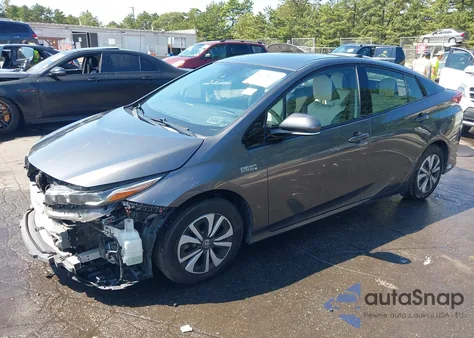 2017 Toyota Prius Prime Premium из США, поврежденный, VIN JTDKARFP0H3059316